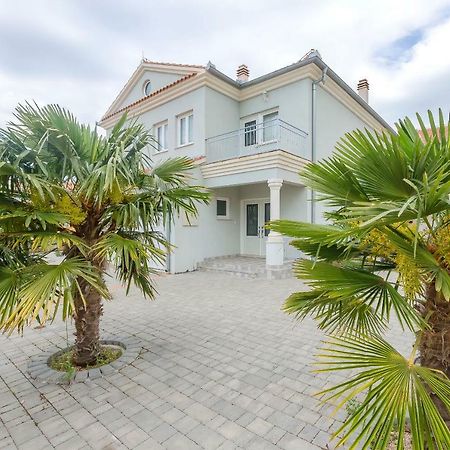 Apartment Canada Dream Vacation Srima Εξωτερικό φωτογραφία