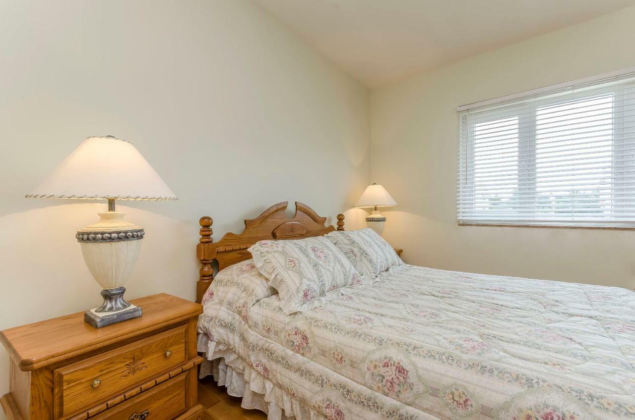 Apartment Canada Dream Vacation Srima Εξωτερικό φωτογραφία