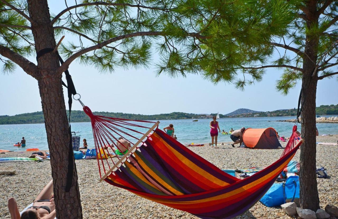 Apartment Canada Dream Vacation Srima Εξωτερικό φωτογραφία